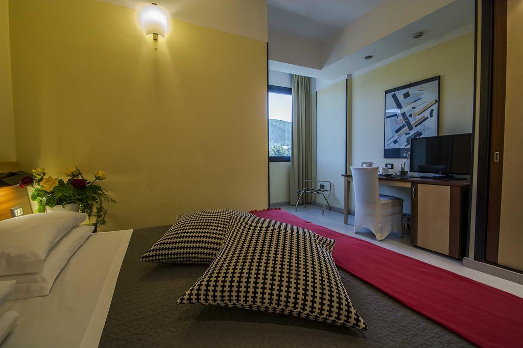 Art Hotel Milano Prato  Exterior foto